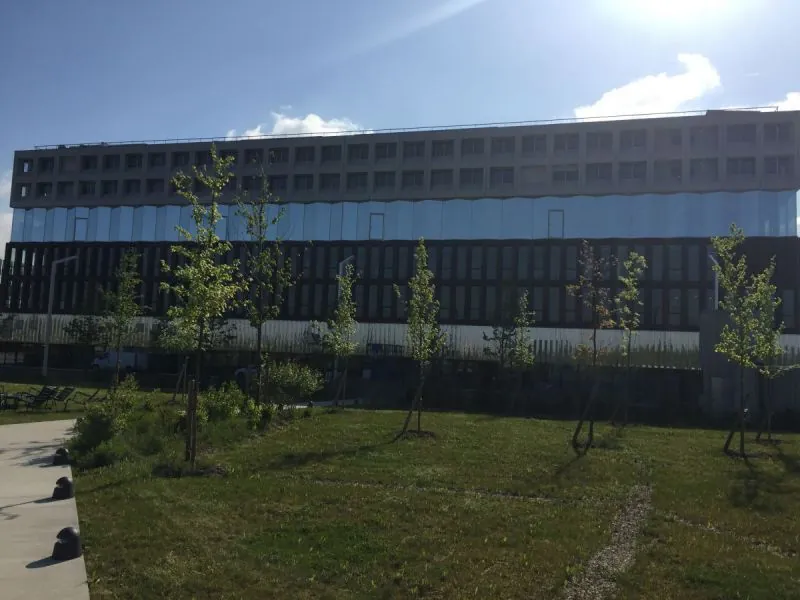 Façade du campus EDF